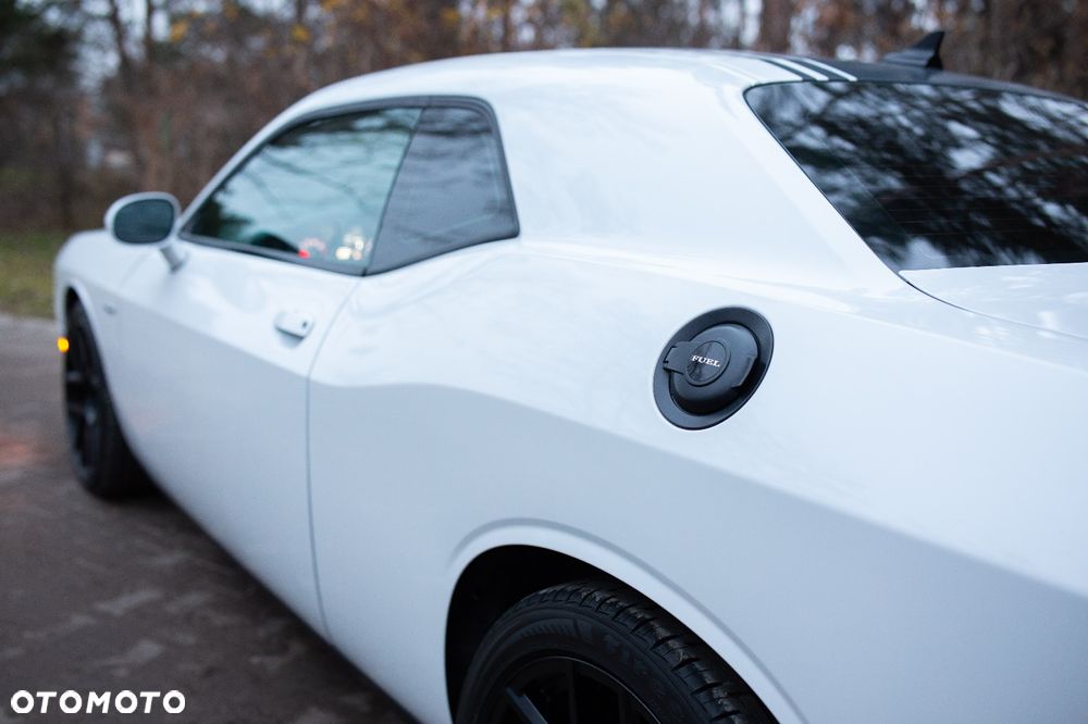 Dodge Challenger 5.7 R/T Shaker - 23