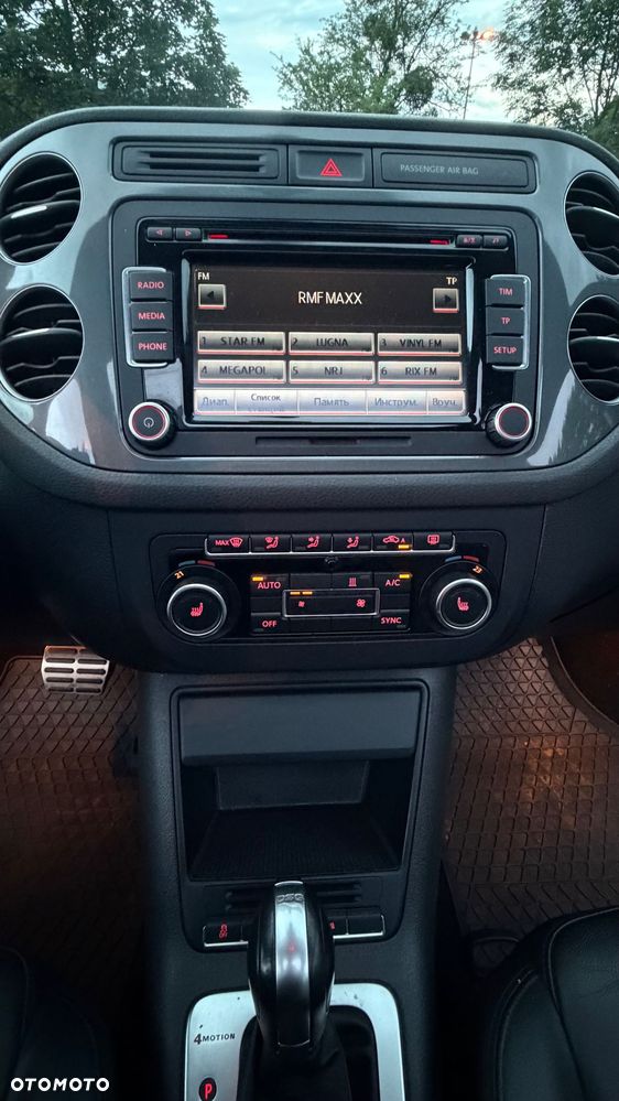 Volkswagen Tiguan 2.0 TDI 4Mot R-Style DSG - 11