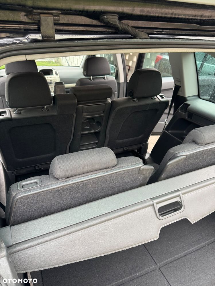 Opel Zafira 1.8 - 15