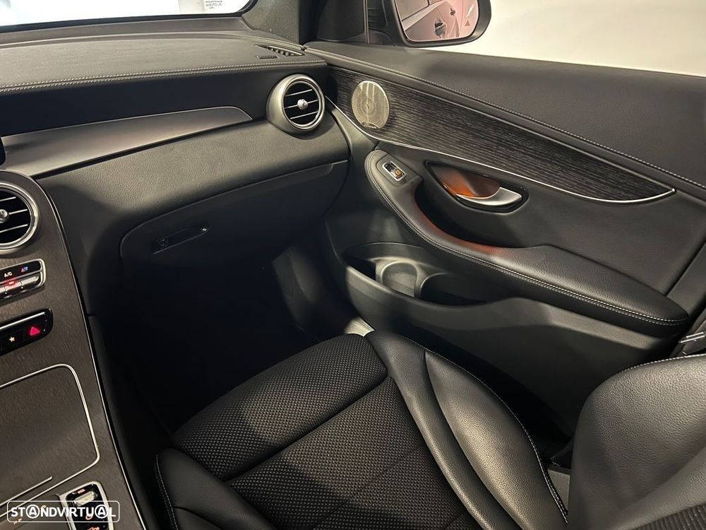 Mercedes-Benz GLC 300 - 20