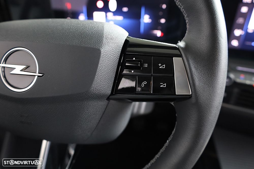 Opel Astra 1.2 T Elegance - 18