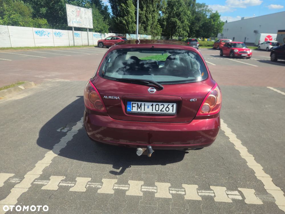 Nissan Almera - 5