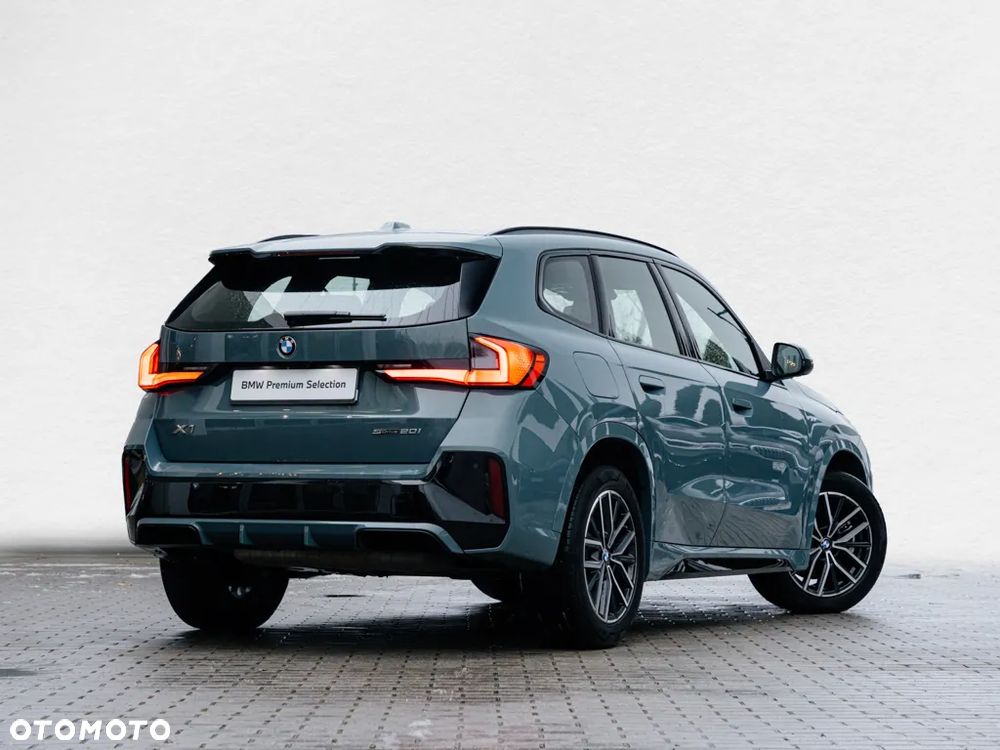BMW X1 sDrive20i - 3