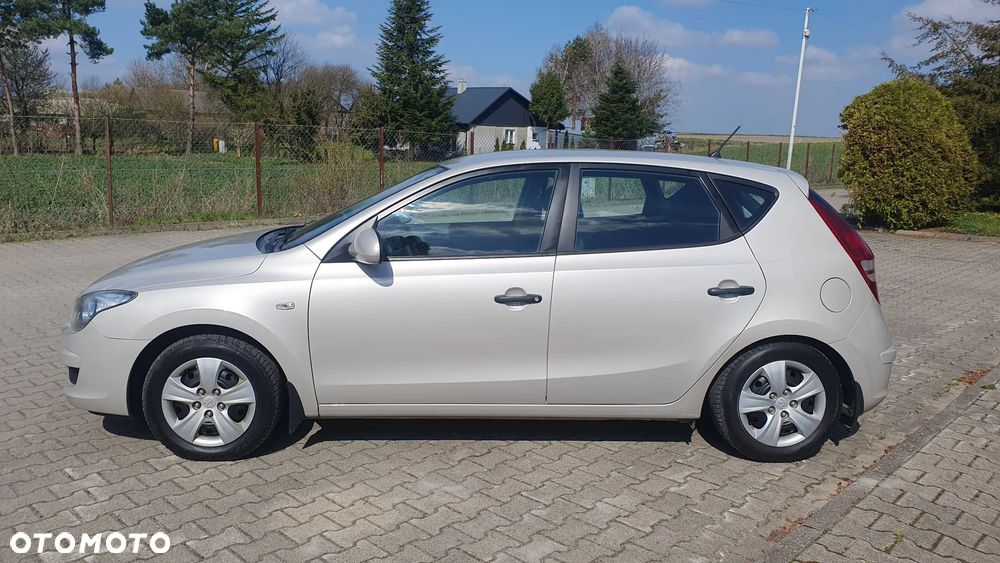 Hyundai i30 1.4 Comfort - 3