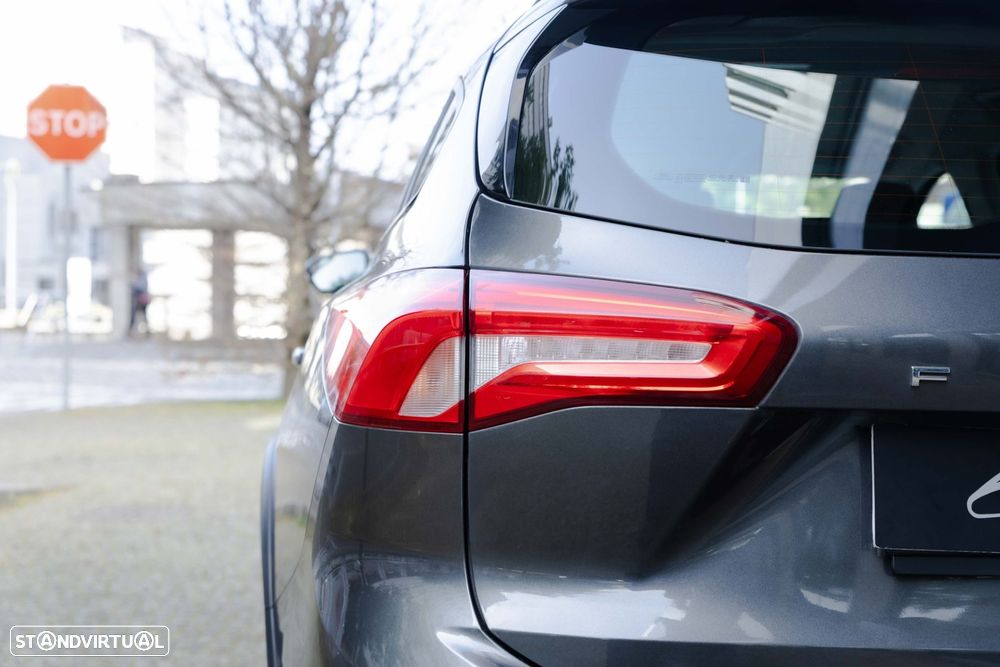 Ford Focus SW 1.0 EcoBoost Active Aut. - 18