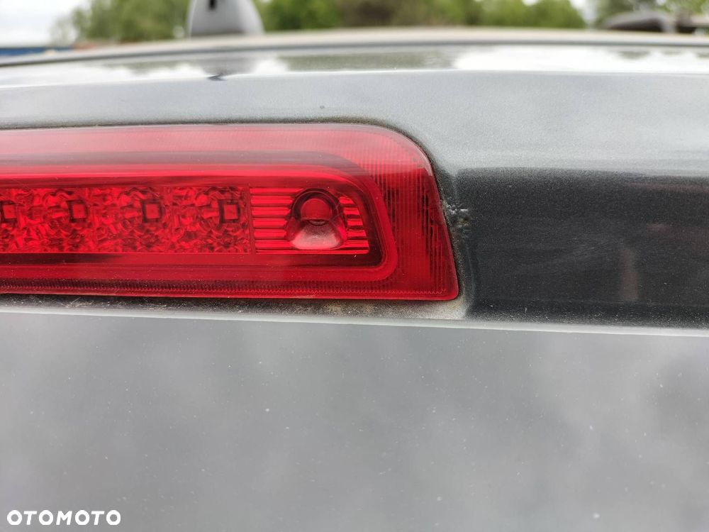 KOMPLETNY TYŁ KLAPA BAGAŻNIKA ZDERZAK TYŁ LAMPY HYUNDAI I30 I HB 5D 9A - 14