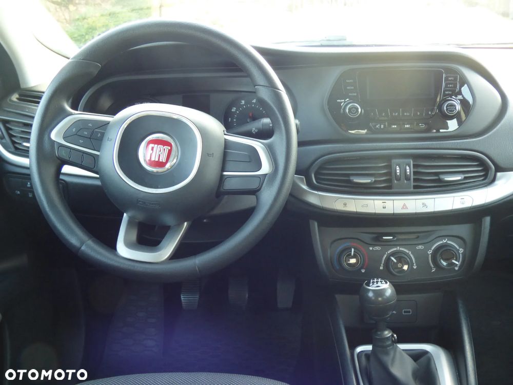 Fiat Tipo 1.4 16V Pop - 10
