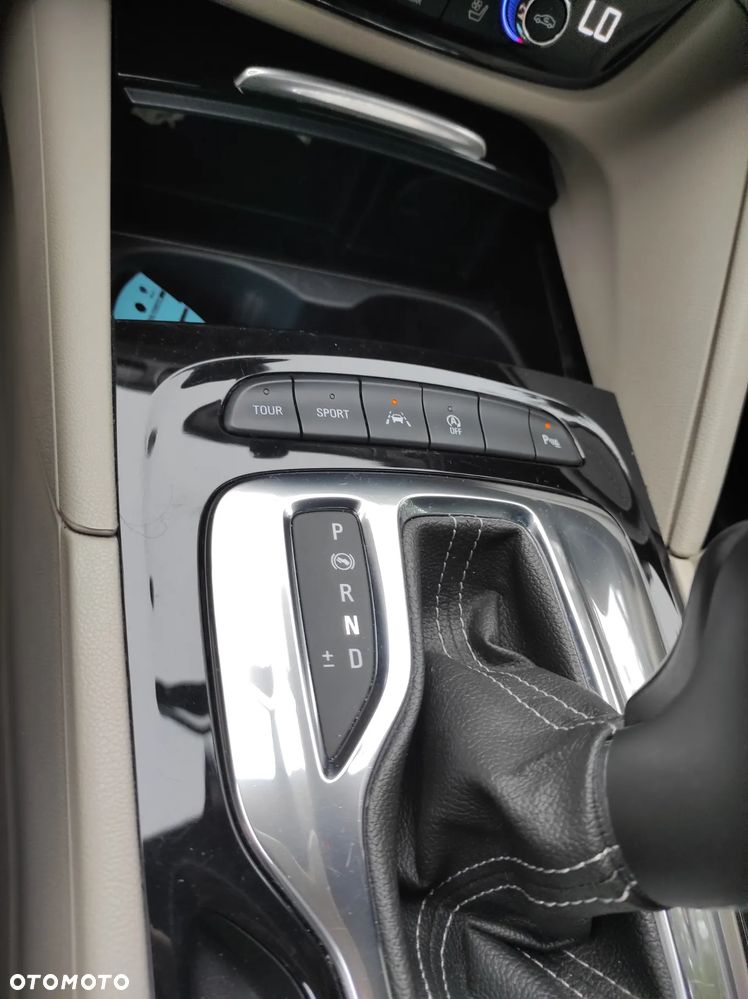 Opel Insignia CT 2.0 CDTI 4x4 Exclusive S&S - 13