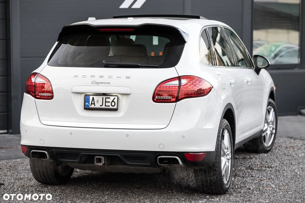 Porsche Cayenne - 9