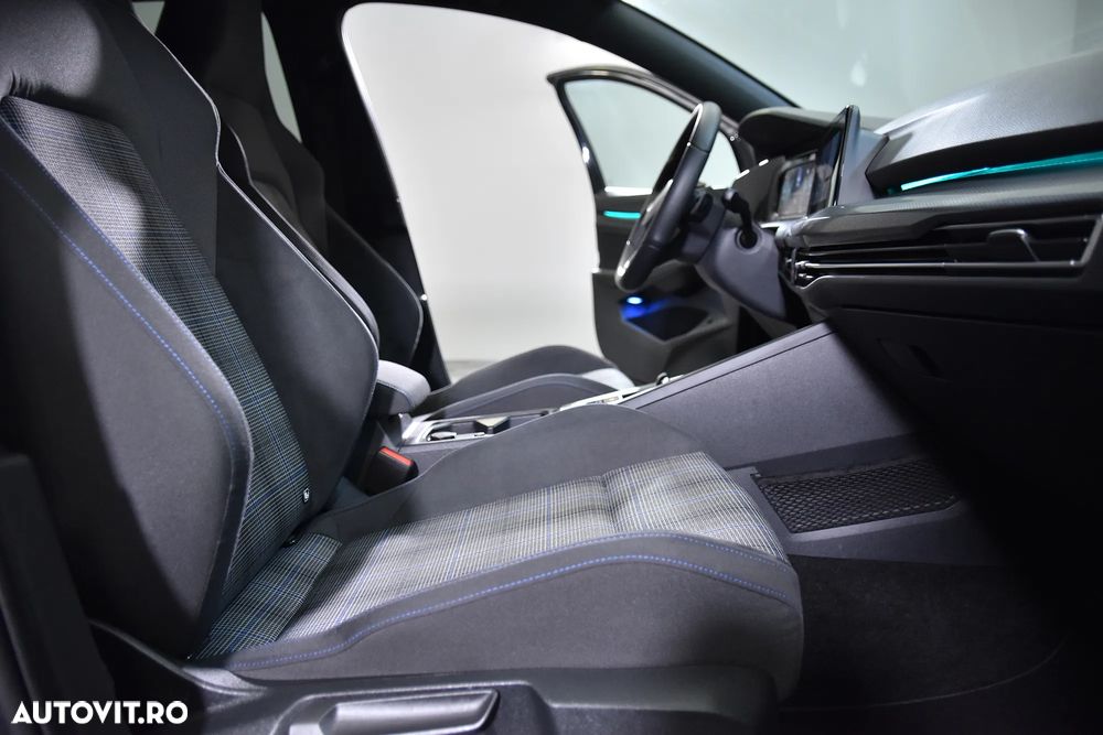 Volkswagen Golf 1.4 GTE Plug-In-Hybrid DSG - 11