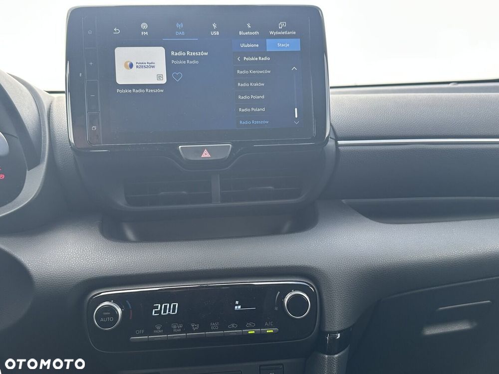 Toyota Yaris Hybrid 1.5 Style - 19