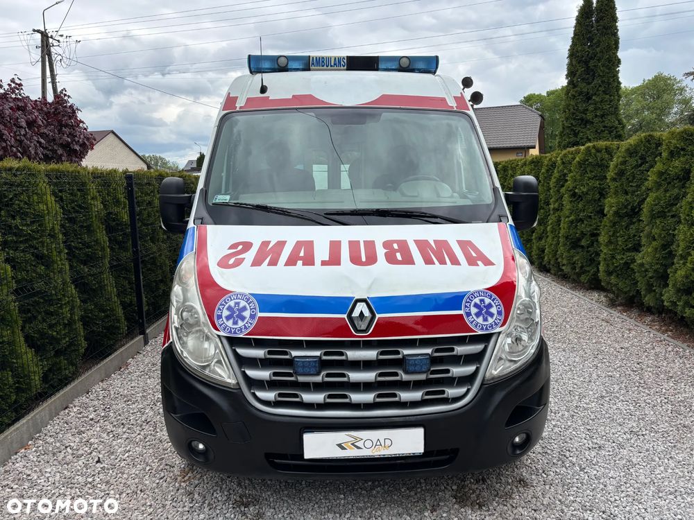 Renault Master F3500**Klimatyzacja**Ambulans - 2