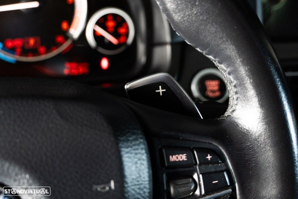 BMW 520 d Line Luxury Auto - 26