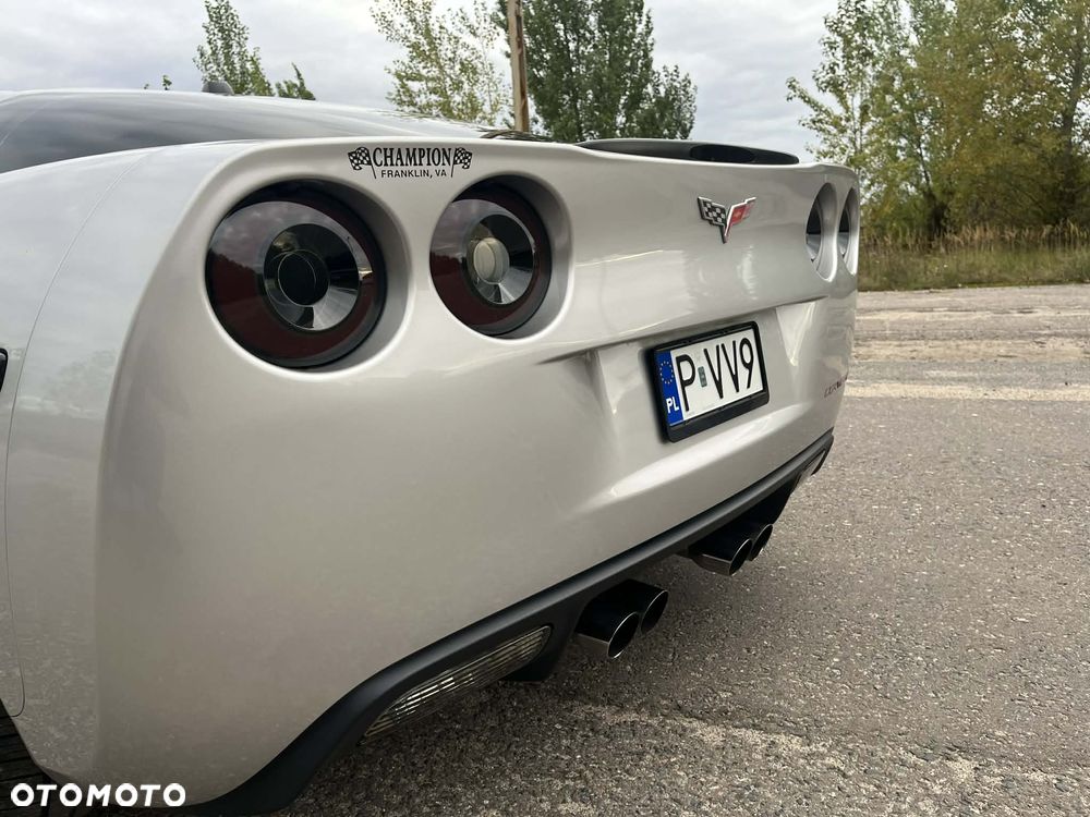 Chevrolet Corvette - 5