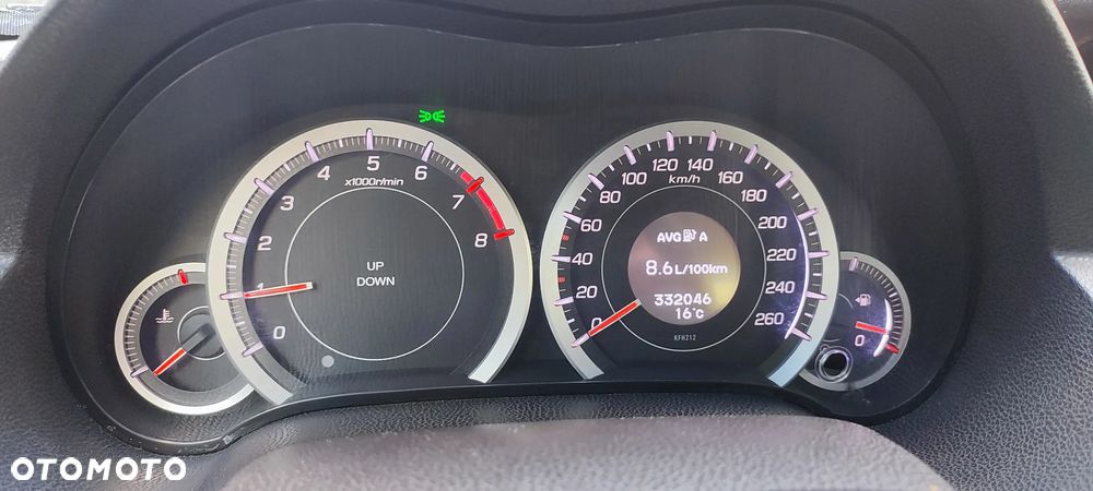 Honda Accord 2.0 Lifestyle - 22