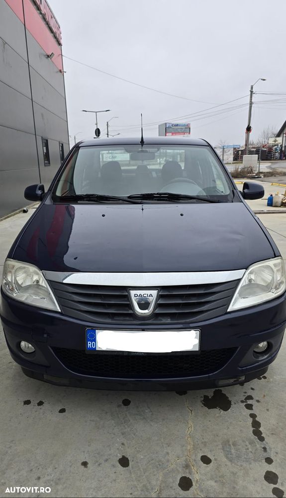 Logan 1.6 pentru dezmembrari 67.000 km - 2