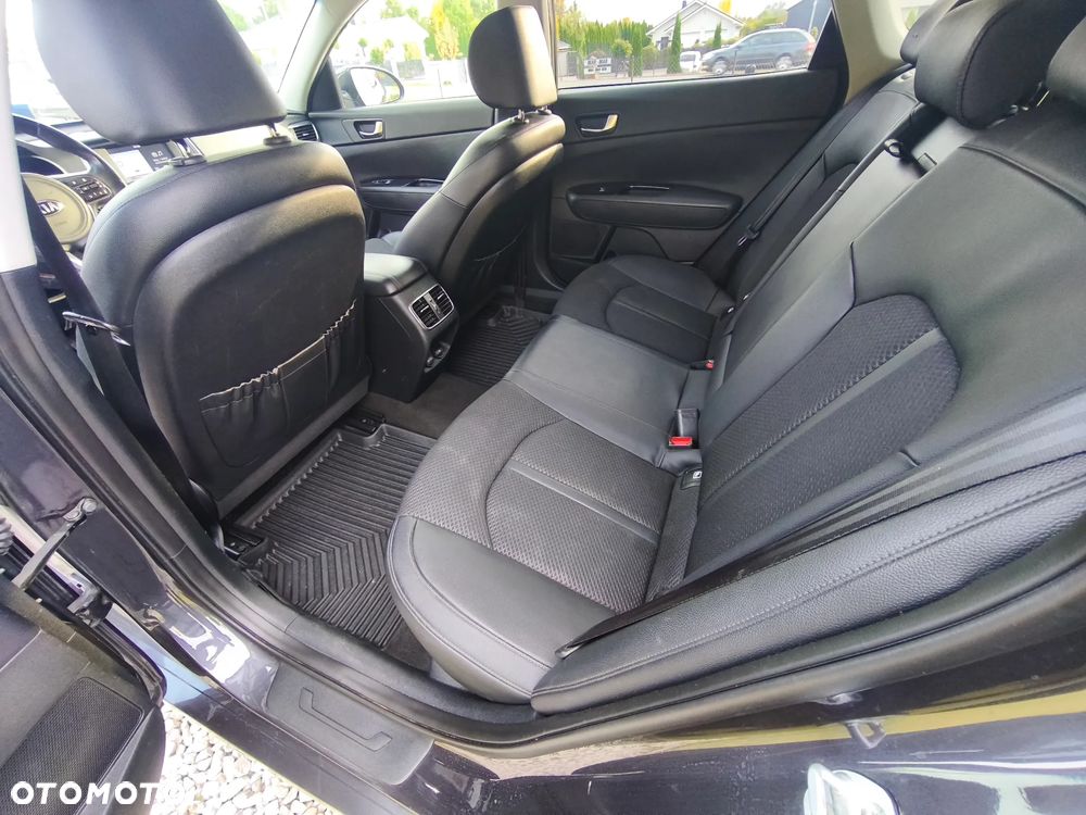 Kia Optima - 7