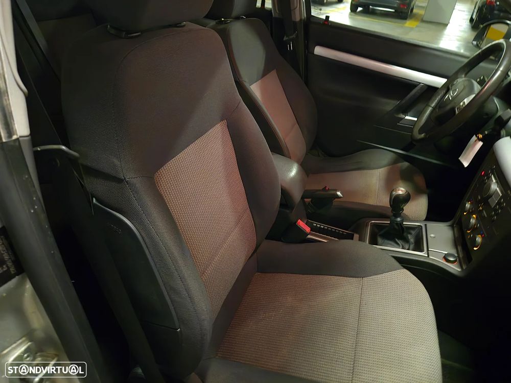 Opel Vectra 1.9 CDTi Elegance - 31