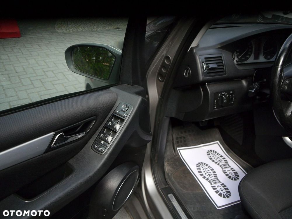 Mercedes-Benz Klasa B 170 BlueEFFICIENCY - 28