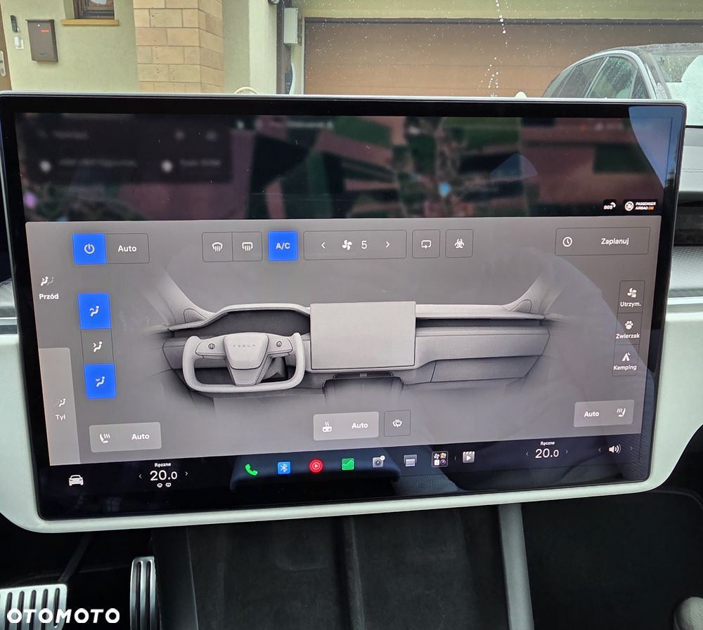 Tesla Model X - 33