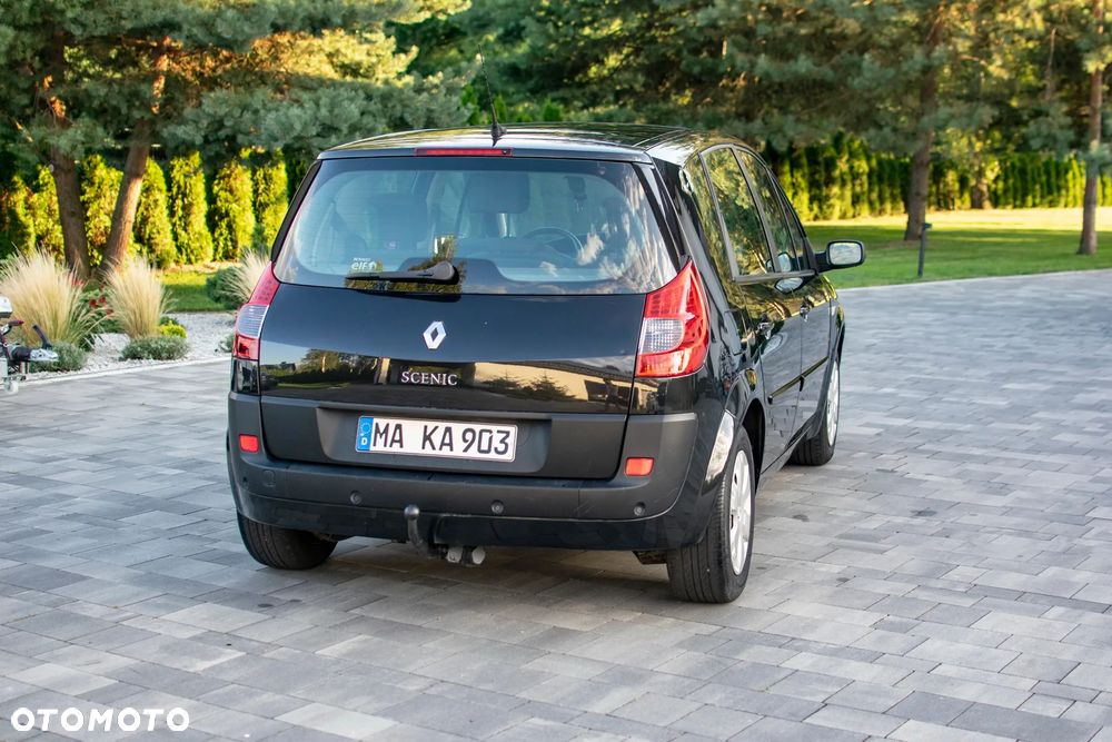 Renault Scenic - 25