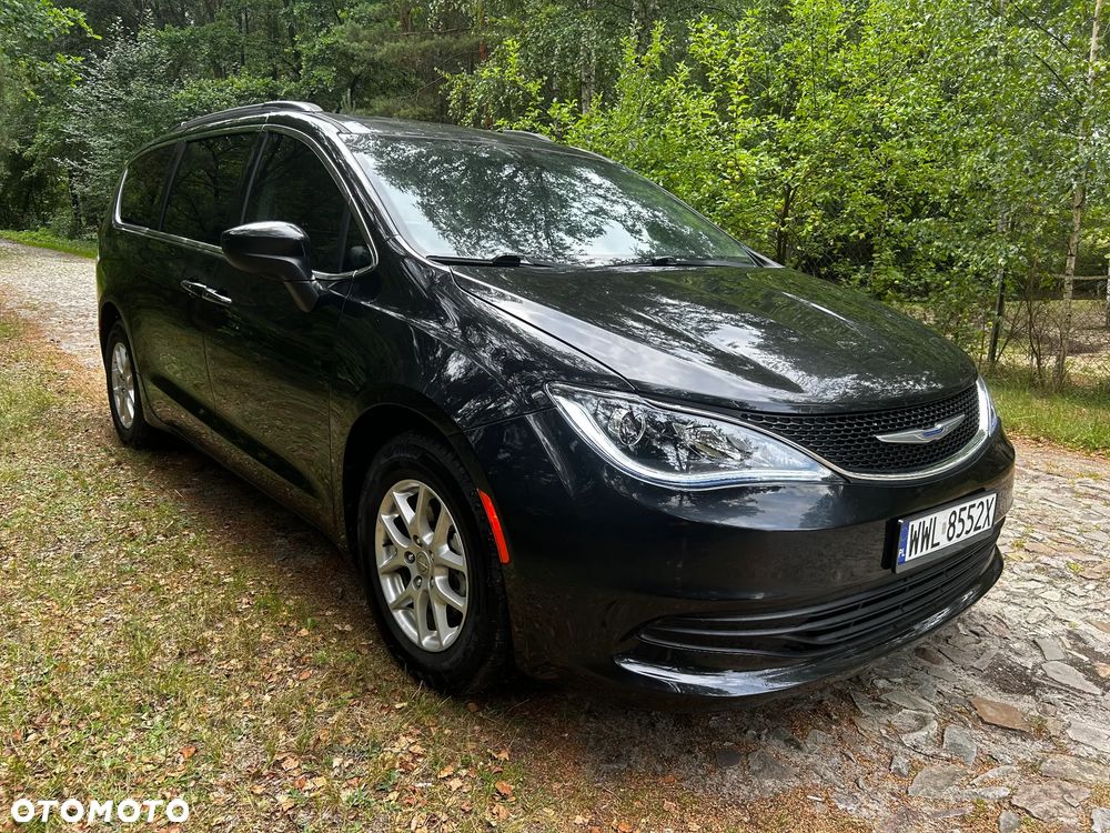 Chrysler Pacifica - 3