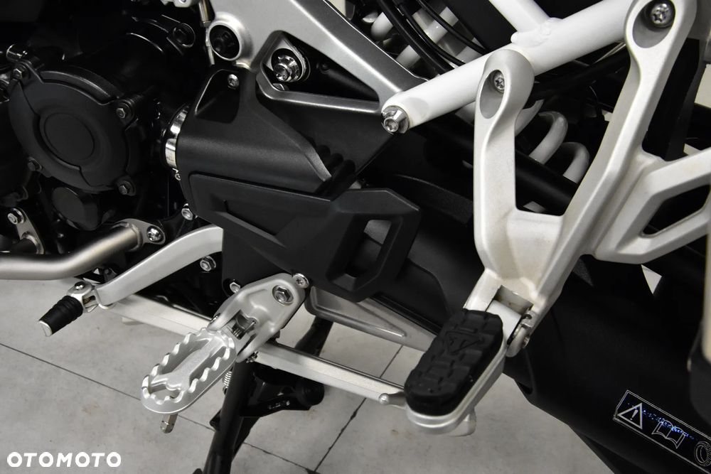 Triumph Tiger - 27