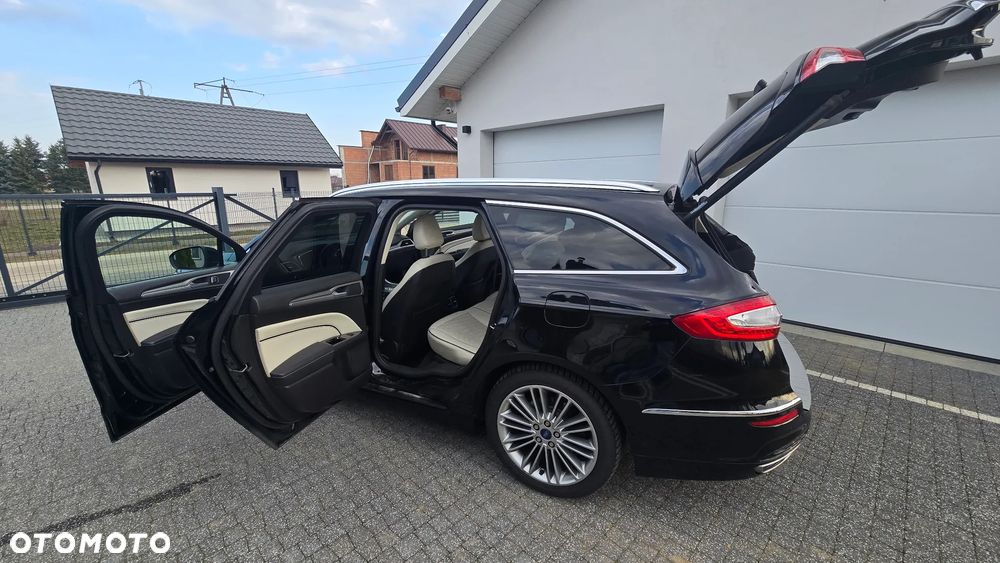 Ford Mondeo - 17