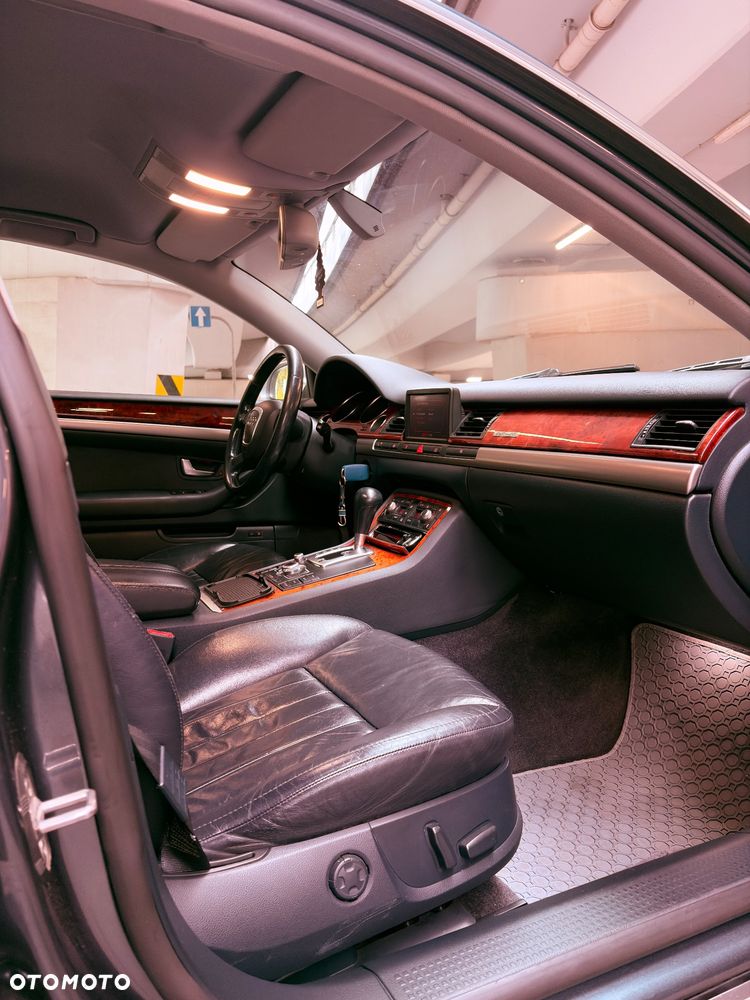 Audi A8 - 13
