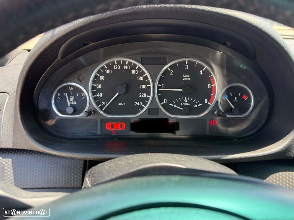 BMW 320 d Sport - 6