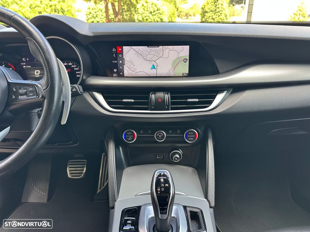 Alfa Romeo Stelvio 2.2 D Sprint Q4 AT8 - 11