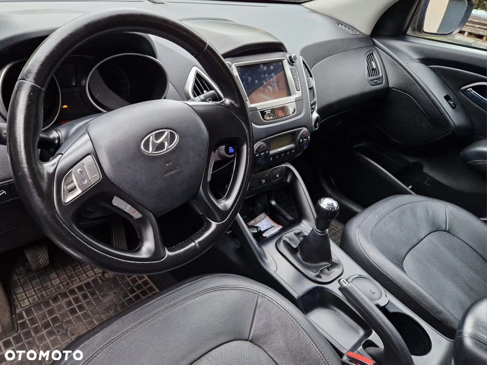 Hyundai ix35 2.0 Premium 2WD - 12