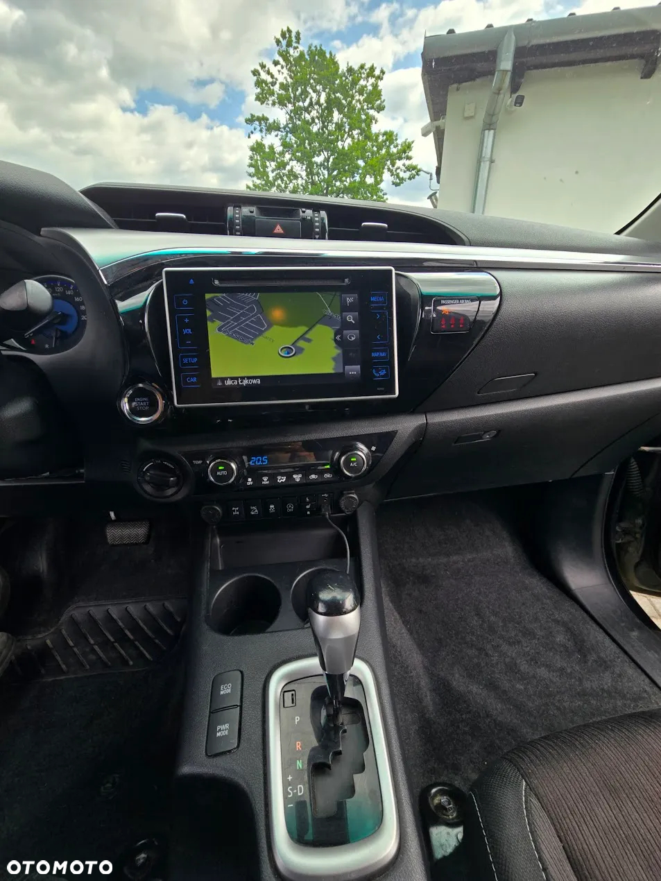 Toyota Hilux 2.4 D-4D Double Cab SR 4x4 - 29