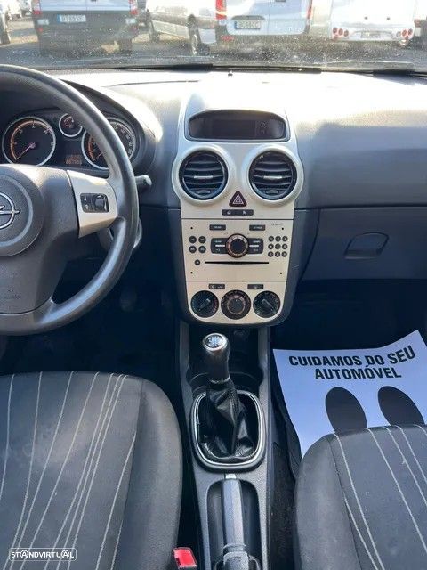 Opel Corsa 1.3 CDTi Enjoy - 25