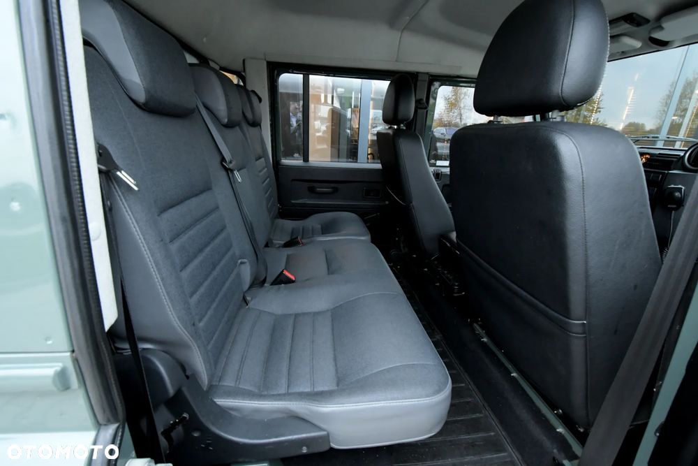 Land Rover Defender 110 2.4 TD4 E - 22
