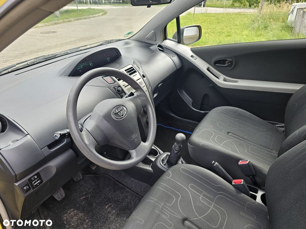 Toyota Yaris 1.33 Sol - 7