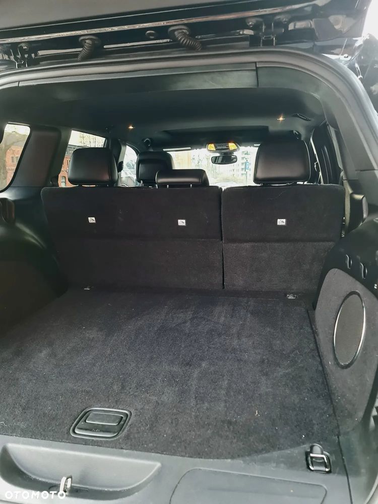 Jeep Grand Cherokee - 15