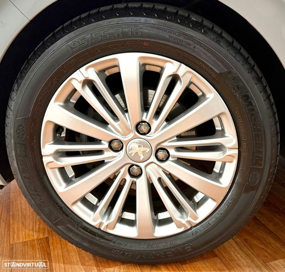 Peugeot 208 1.5 BlueHDi Allure - 7