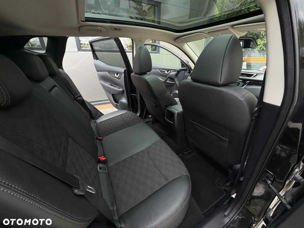 Nissan Qashqai 1.6 DIG-T Tekna - 17