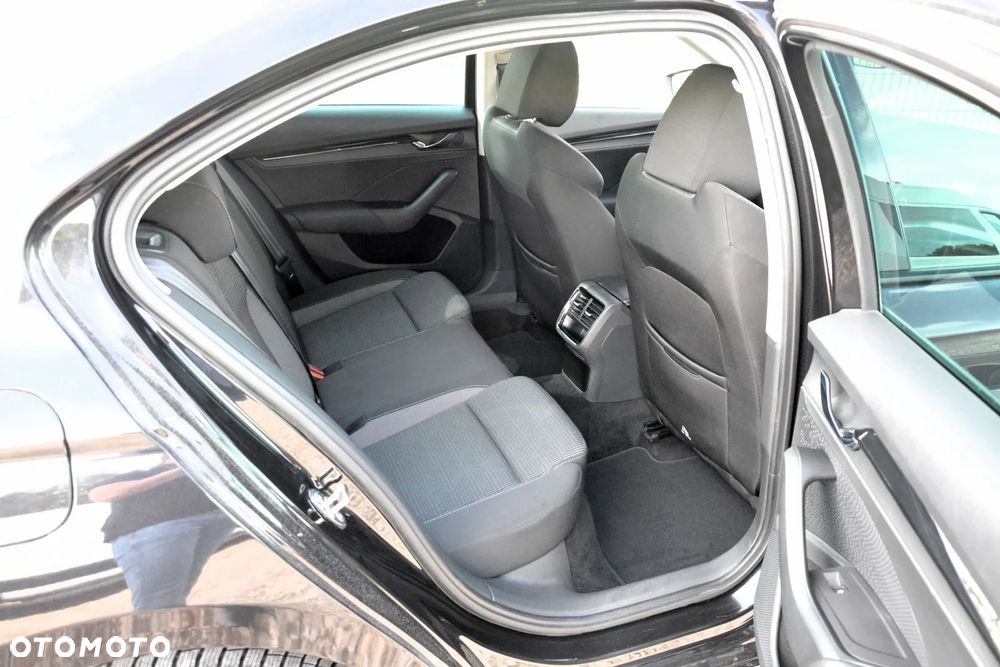 Skoda Octavia 1.0 TSI Ambition - 32