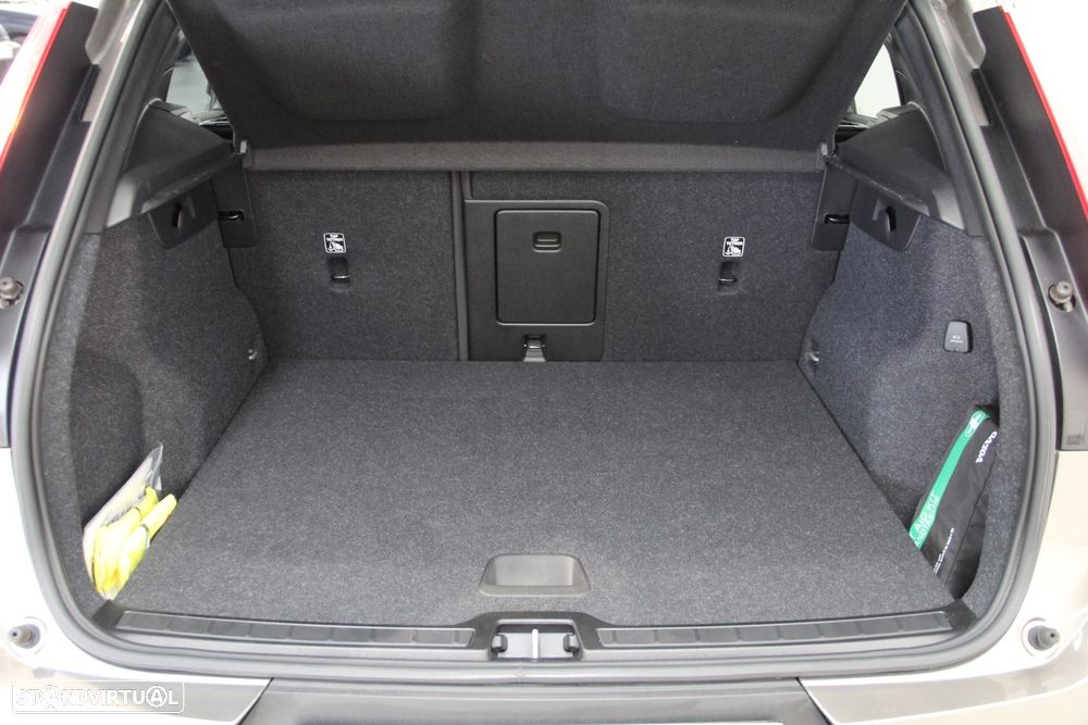 Volvo XC 40 1.5 T5 PHEV Momentum - 28
