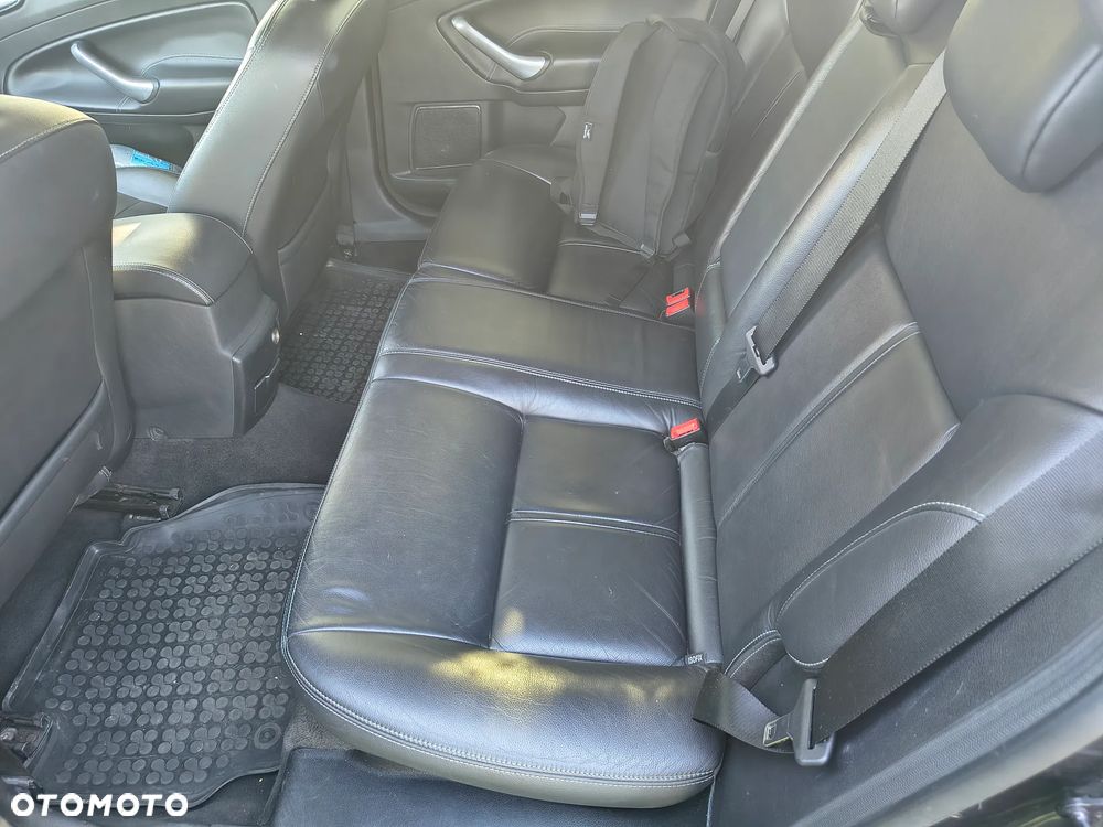 Ford Mondeo 2.0 TDCi Ghia - 7