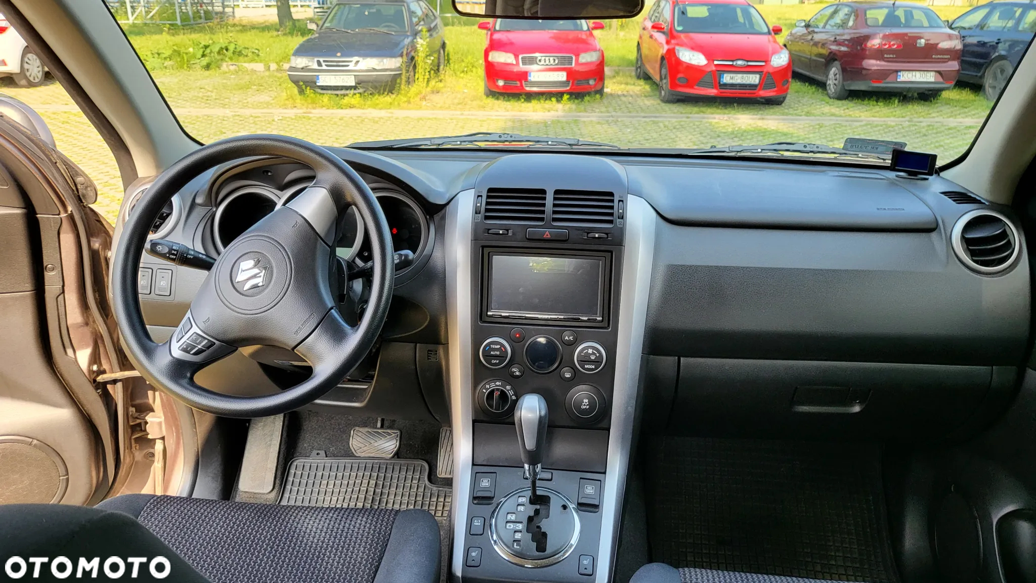Suzuki Grand Vitara 2.4 Premium - 16