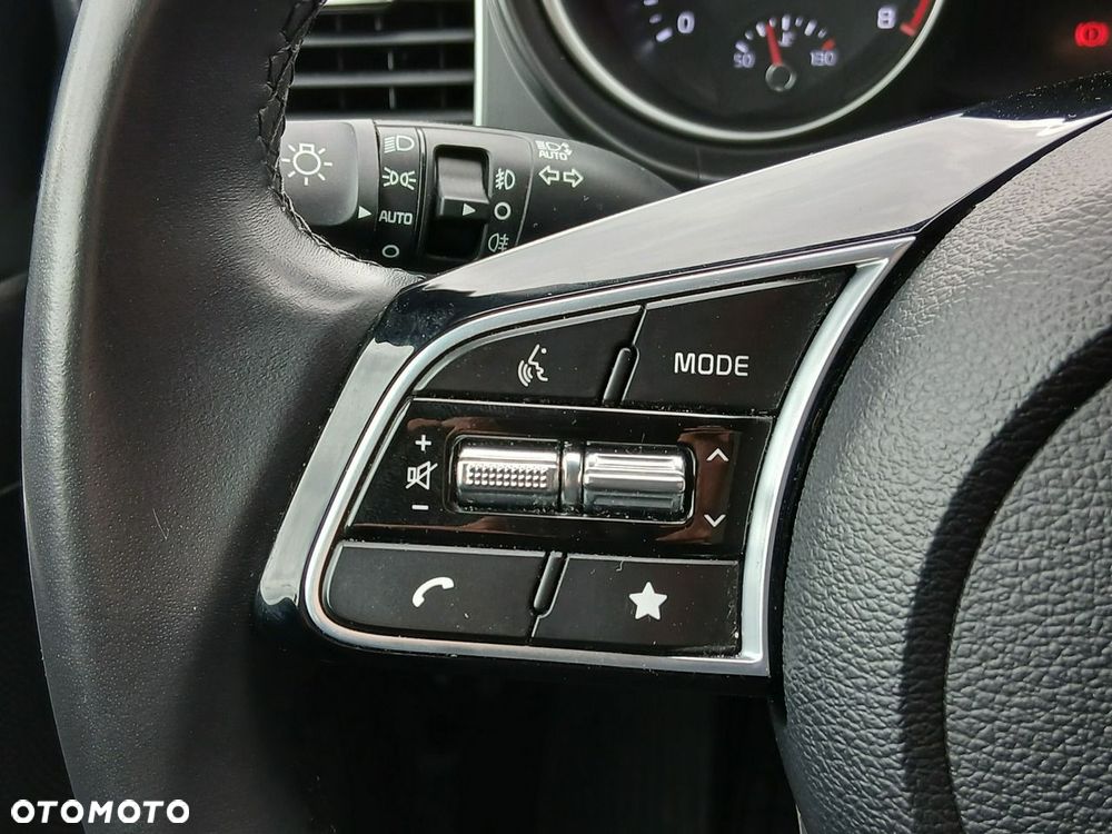 Kia XCeed 1.5 T-GDI M - 20