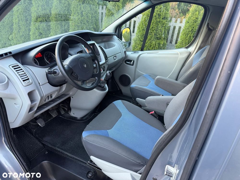 Renault TRAFIC - 19