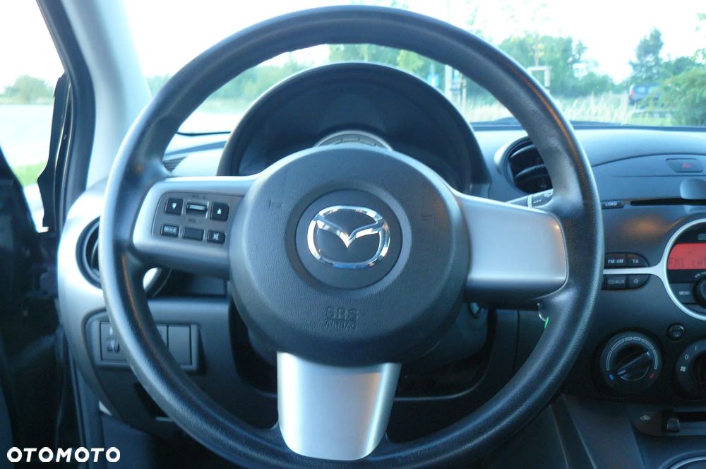 Mazda 2 - 19