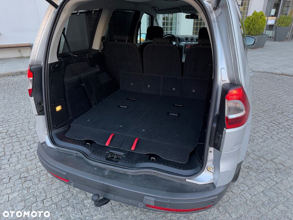 Ford Galaxy 2.0 TDCi DPF Titanium - 16