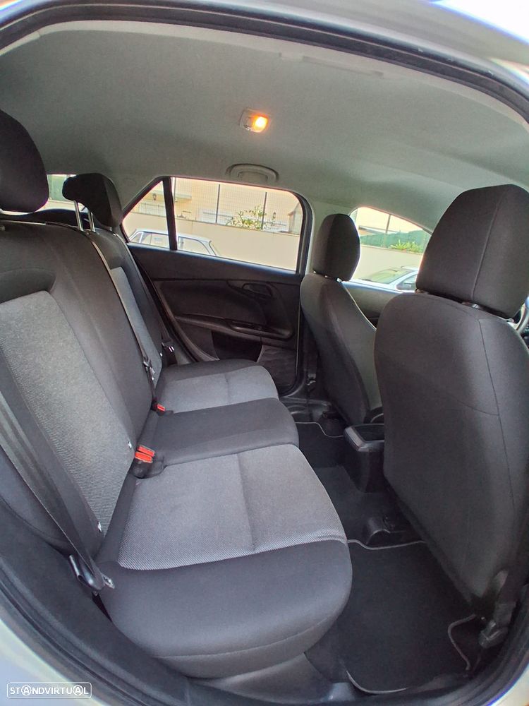 Fiat Tipo Station Wagon 1.4 Lounge - 27