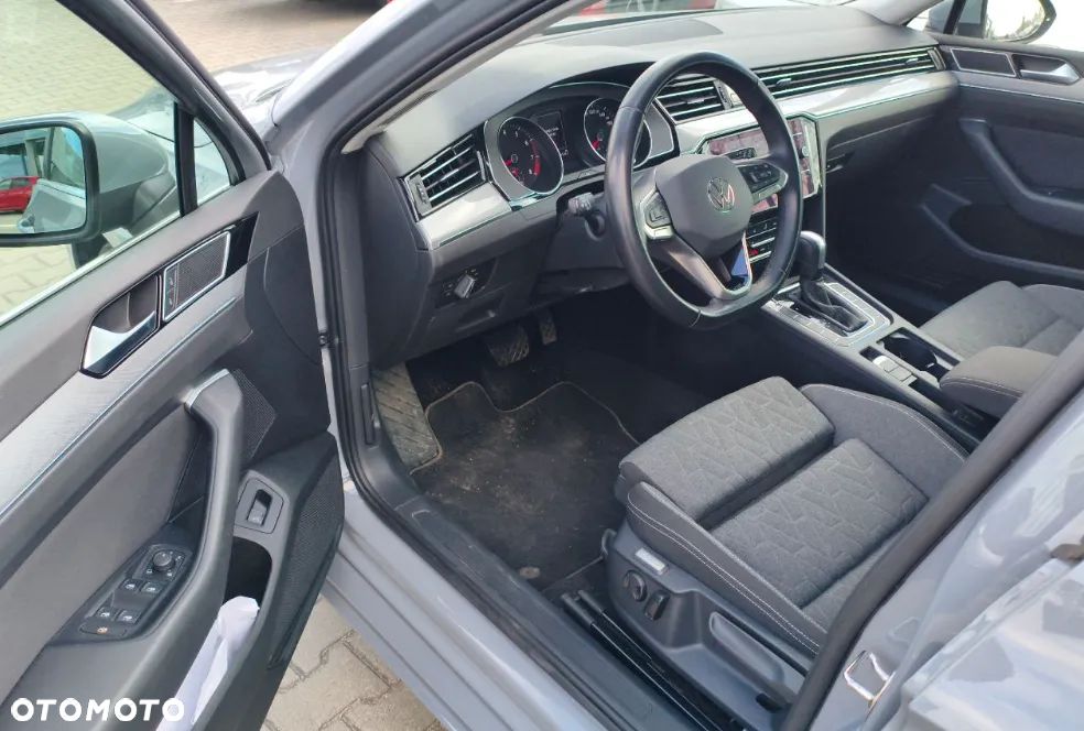 Volkswagen Passat Variant 1.5 TSI EVO Business DSG - 6