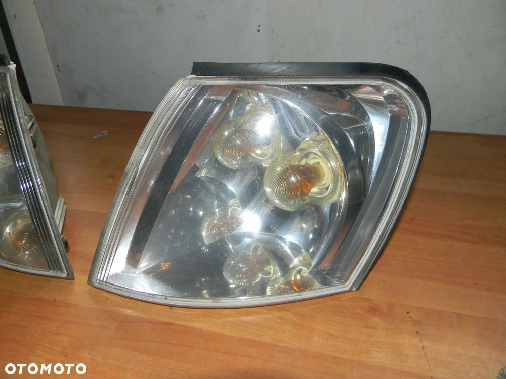 kierunek prawy lewy MITSUBISHI SPACE STAR I LIFT 00-04 - 2